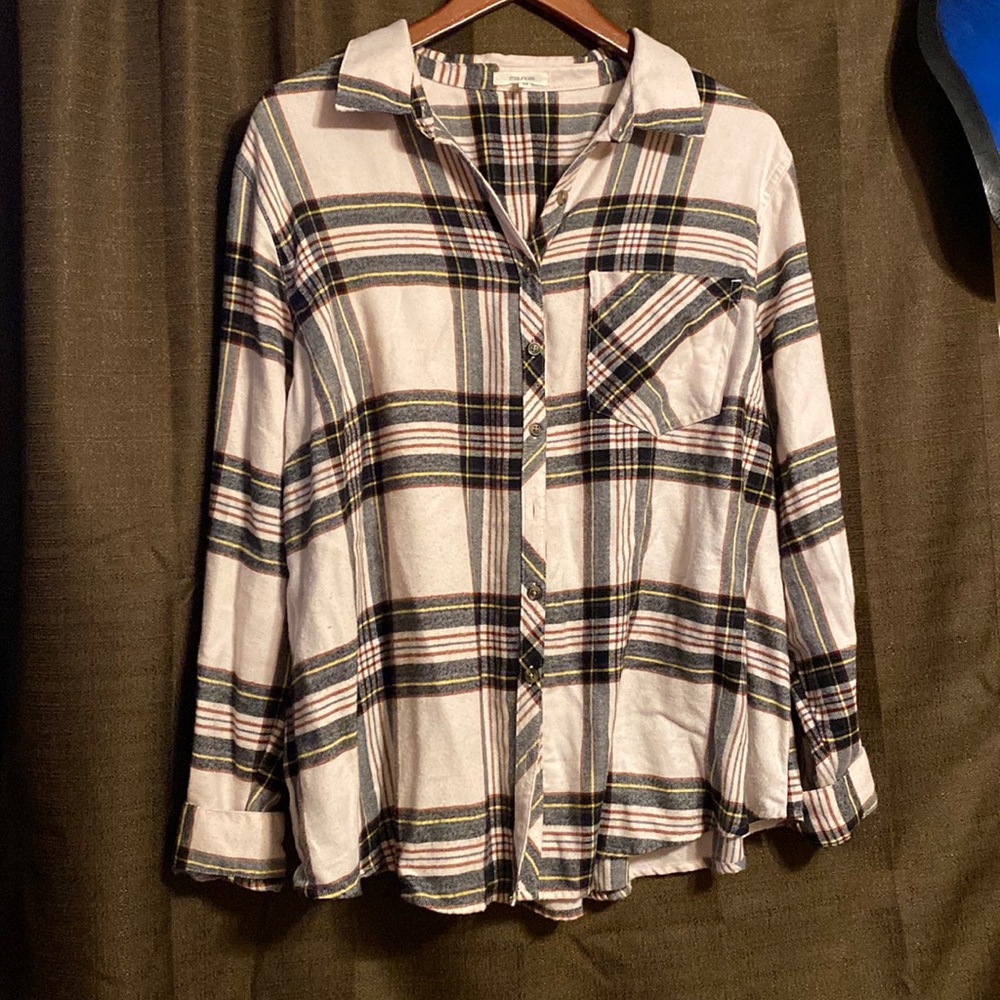 Maurice’s Plaid Top